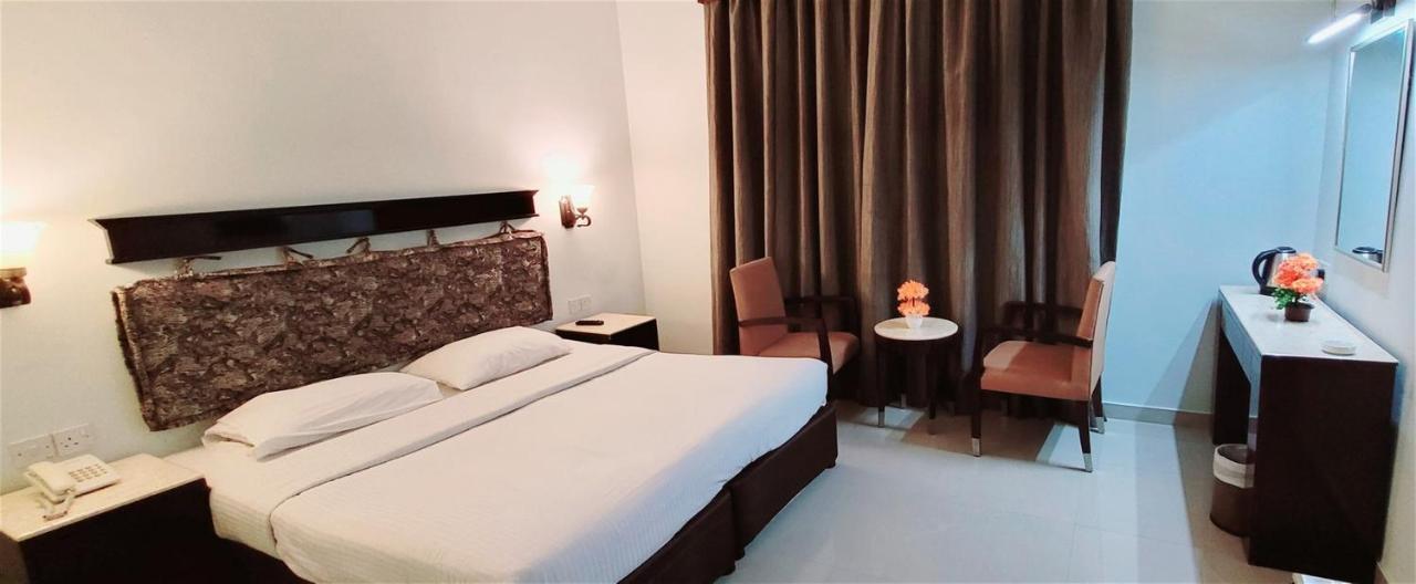 Signature Inn Hotel Deira Dubai Eksteriør bilde